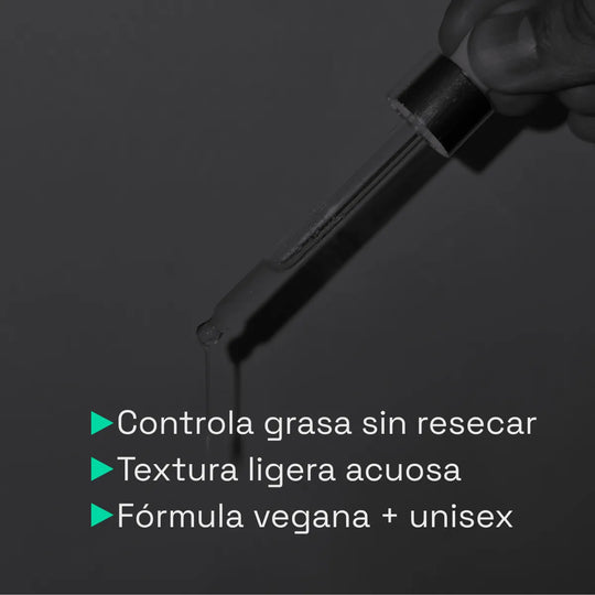 Serum hidratante controla grasa sin resecar, textura ligera base agua.  Formula vegana y unisex.